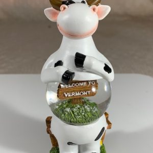 Standing Cow – Welcome to Vermont Snowglobe
